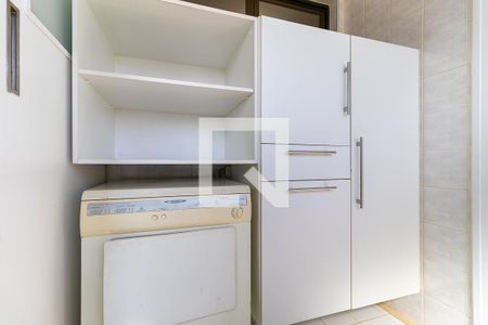 Apartamento para alugar com 142m², 3 quartos e 2 vagas Apartamento para alugar com 142m², 3 quartos e 2 vagasÁrea de serviço