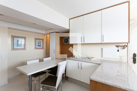 Apartamento à venda com 355m², 3 quartos e 4 vagasCozinha