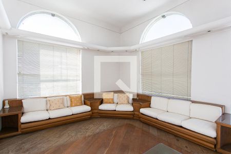 Apartamento à venda com 355m², 3 quartos e 4 vagasSala de TV