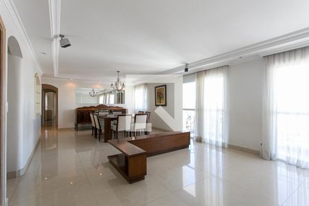 Apartamento para alugar com 355m², 3 quartos e 4 vagasSala