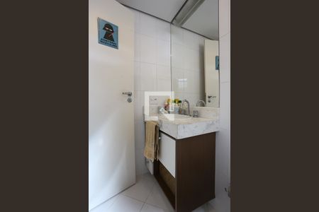 Apartamento à venda com 197m², 3 quartos e 3 vagasBanheiro da Suíte 1