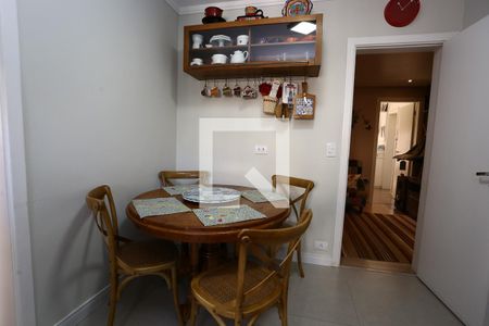 Apartamento à venda com 197m², 3 quartos e 3 vagasCozinha