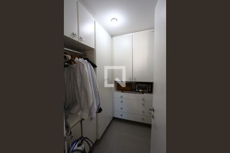 Apartamento à venda com 197m², 3 quartos e 3 vagasDespensa