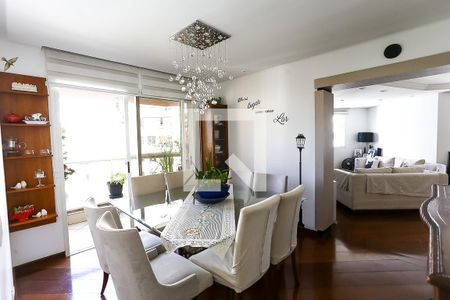 Sala de apartamento à venda com 3 quartos, 197m² em Jardim Ampliação, São Paulo