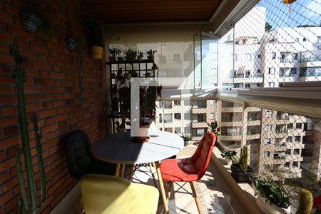 Apartamento à venda com 197m², 3 quartos e 3 vagasVaranda da Sala