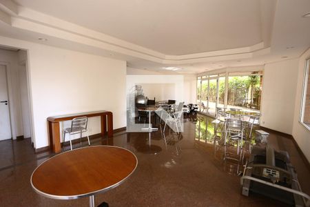 Apartamento à venda com 197m², 3 quartos e 3 vagasÁrea comum - Salão de festas