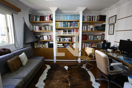 Apartamento à venda com 197m², 3 quartos e 3 vagasEscritório