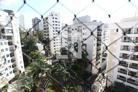 Apartamento à venda com 197m², 3 quartos e 3 vagasVaranda da Sala vista