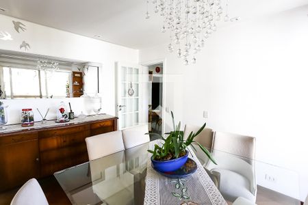 Apartamento à venda com 197m², 3 quartos e 3 vagasSala