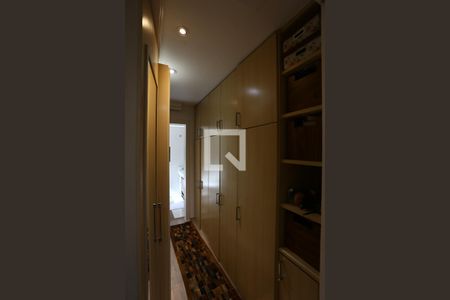 Apartamento à venda com 197m², 3 quartos e 3 vagasCloset da suíte 3