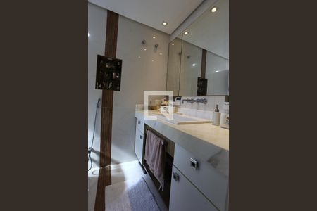 Apartamento à venda com 197m², 3 quartos e 3 vagasBanheiro da Suíte 3