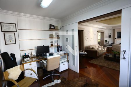 Apartamento à venda com 197m², 3 quartos e 3 vagasEscritório