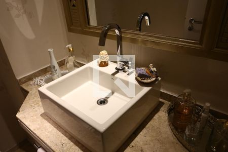 Apartamento à venda com 197m², 3 quartos e 3 vagasLavabo