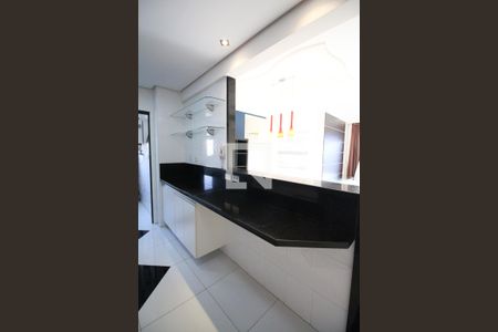 Apartamento para alugar com 81m², 3 quartos e 2 vagas Apartamento para alugar com 81m², 3 quartos e 2 vagasCozinha