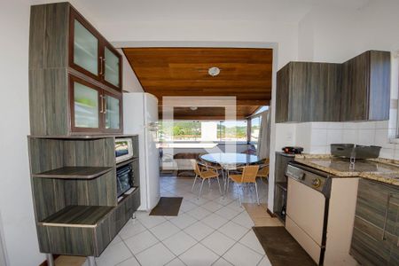 Apartamento para alugar com 99m², 3 quartos e 2 vagas Apartamento para alugar com 99m², 3 quartos e 2 vagasCozinha