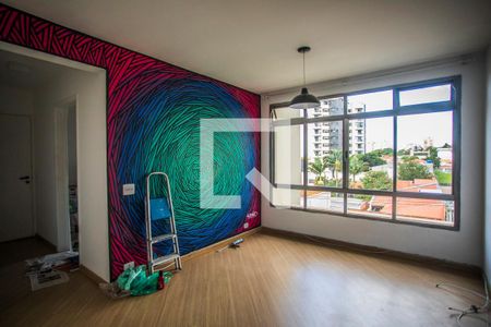 Sala de Estar de apartamento à venda com 2 quartos, 59m² em Vila Alexandria, São Paulo