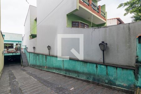 Casa à venda com 275m², 3 quartos e 8 vagas Casa à venda com 275m², 3 quartos e 8 vagasRampa da Garagem