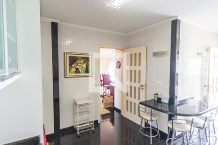 Apartamento à venda com 182m², 3 quartos e 3 vagasCozinha