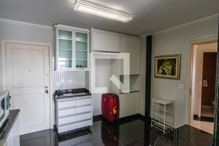 Apartamento à venda com 182m², 3 quartos e 3 vagasCozinhaCozinha