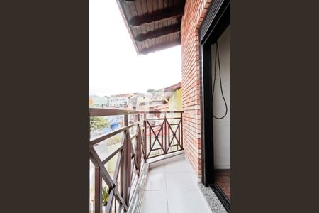Varanda de casa para alugar com 3 quartos, 174m² em Parque Sao Domingos, São Paulo
