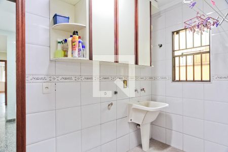 Casa para alugar com 174m², 3 quartos e 4 vagas Casa para alugar com 174m², 3 quartos e 4 vagasÁrea de Serviço