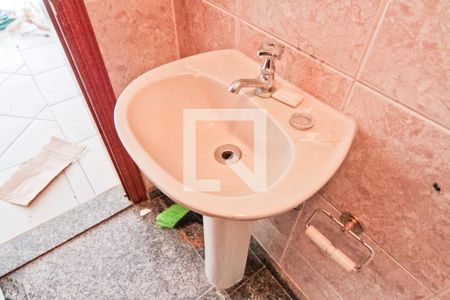 Casa para alugar com 174m², 3 quartos e 4 vagas Casa para alugar com 174m², 3 quartos e 4 vagasBanheiro de Serviço