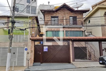 Fachada de casa para alugar com 3 quartos, 174m² em Parque Sao Domingos, São Paulo