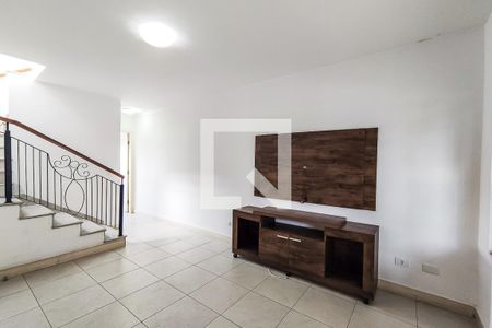 Sala de casa à venda com 3 quartos, 110m² em Vila Morse, São Paulo