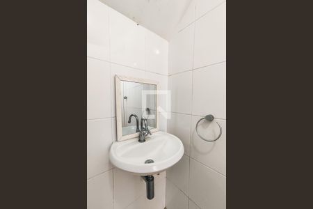 Casa à venda com 110m², 3 quartos e 2 vagasBanheiro