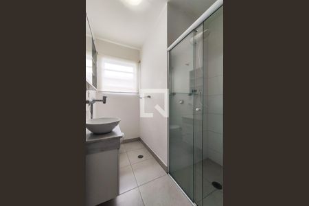 Casa à venda com 110m², 3 quartos e 2 vagasBanheiro