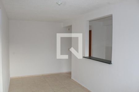 Sala de apartamento para alugar com 2 quartos, 45m² em Parada de Lucas, Rio de Janeiro