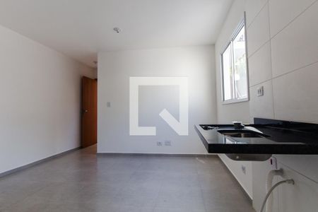 Sala e cozinha de apartamento à venda com 1 quarto, 32m² em Vila Elze, São Paulo