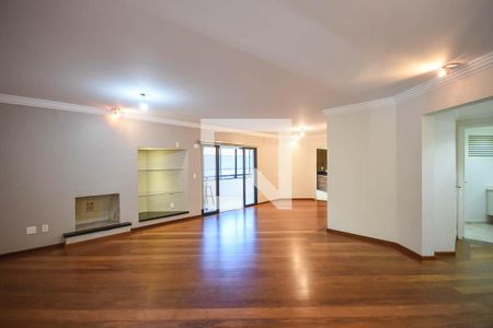 Apartamento para alugar com 240m², 4 quartos e 3 vagasSala