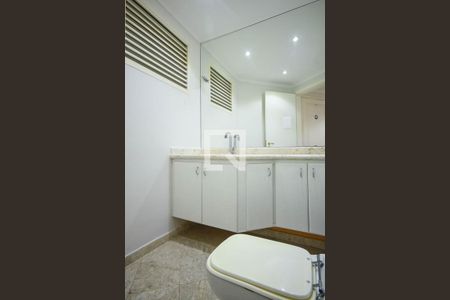 Lavabo de apartamento para alugar com 4 quartos, 240m² em Vila Andrade, São Paulo