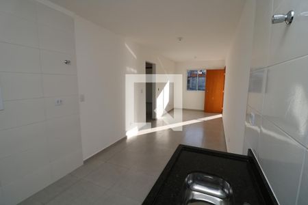 Sala/Cozinha de apartamento à venda com 2 quartos, 45m² em Vila Elze, São Paulo