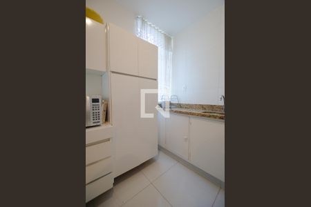Apartamento à venda com 98m², 2 quartos e 1 vagaCozinha 2
