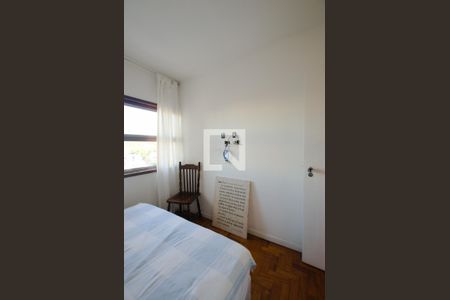 Quarto 1 de apartamento para alugar com 2 quartos, 98m² em Vila Monumento, São Paulo