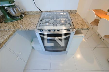 Apartamento à venda com 98m², 2 quartos e 1 vagaCozinha 2