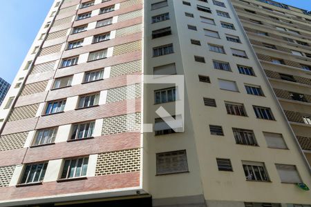 Apartamento à venda com 46m², 1 quarto e sem vagaFachada