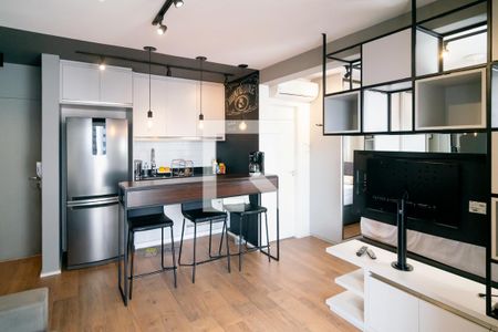 Sala de apartamento para alugar com 1 quarto, 38m² em Jardim das Acacias, São Paulo