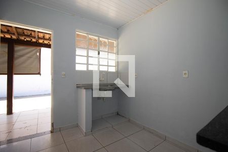 Cozinha de apartamento para alugar com 1 quarto, 30m² em Setor Habitacional Vicente Pires - Trecho 3, Brasília