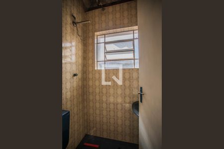 Casa à venda com 310m², 4 quartos e 7 vagasEdicola - Banheiro