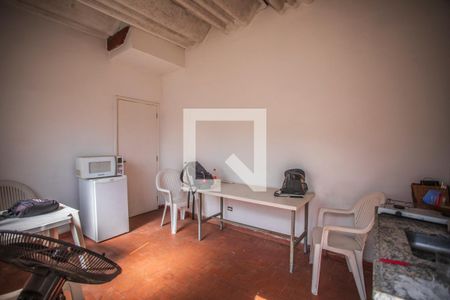 Casa à venda com 310m², 4 quartos e 7 vagasEdicola - Cozinha