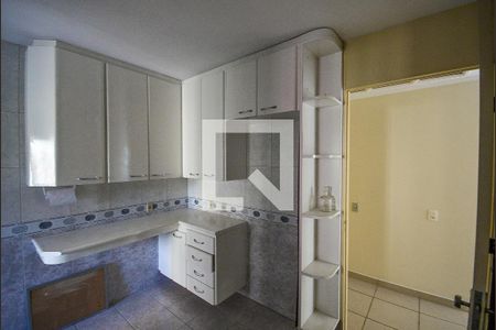 Apartamento para alugar com 65m², 2 quartos e 1 vaga Apartamento para alugar com 65m², 2 quartos e 1 vagaCozinha