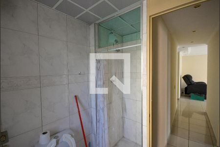 Apartamento para alugar com 65m², 2 quartos e 1 vaga Apartamento para alugar com 65m², 2 quartos e 1 vagaBanheiro