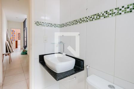 Casa à venda com 150m², 3 quartos e sem vagaBanheiro 1
