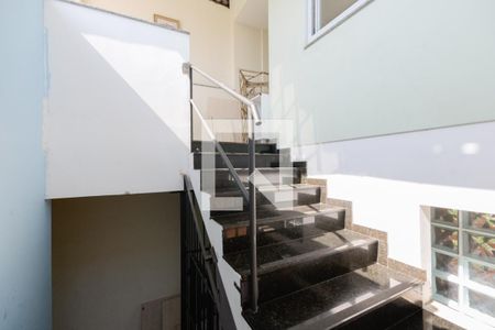 Casa à venda com 150m², 3 quartos e sem vagaEscadas