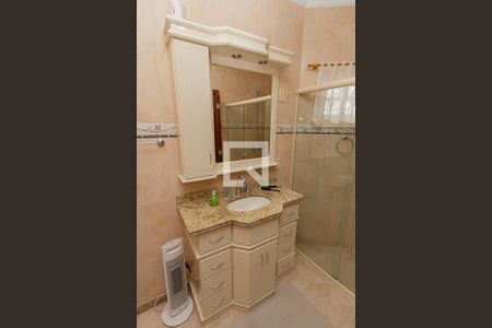 Casa à venda com 278m², 3 quartos e 2 vagasBanheiro da Suíte 2