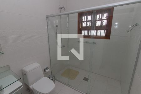Casa à venda com 278m², 3 quartos e 2 vagasBanheiro da Suíte 1