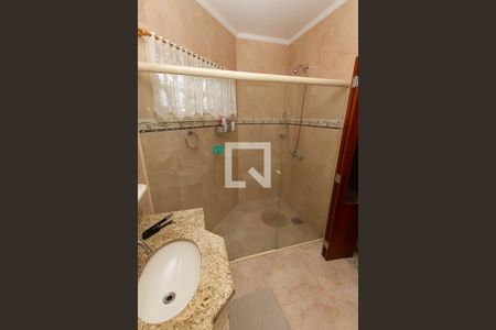 Casa à venda com 278m², 3 quartos e 2 vagasBanheiro da Suíte 2